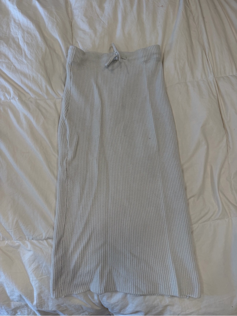 Wilfred Ribbed Midi Skirt in Light Gray